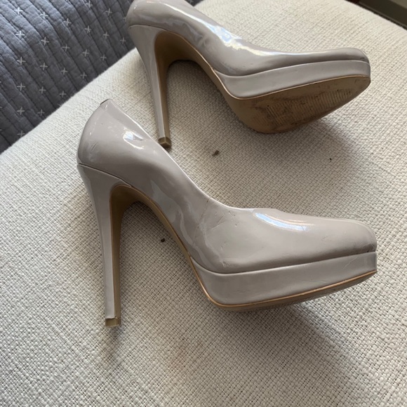 3/$30 BCBG Paris 5” heels size 37 - Picture 3 of 6